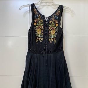 Black Free People dress, flowing lace embroidered, gorgeous